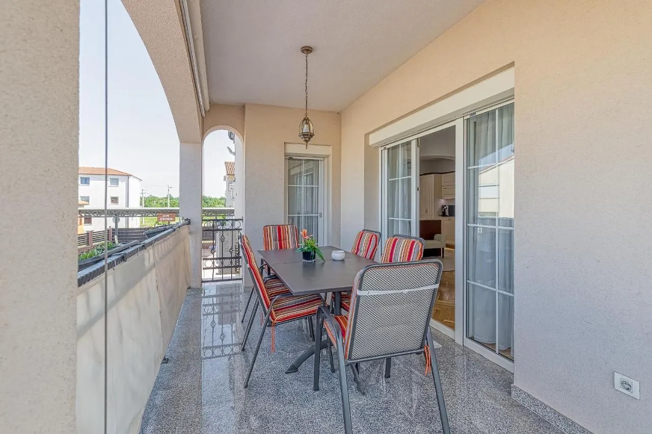 Apartments Covic Antonci  Πανσιόν