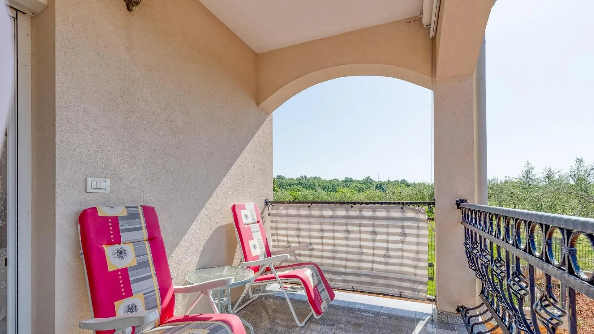 Apartments Covic Antonci  3*, Antonci (Porec)