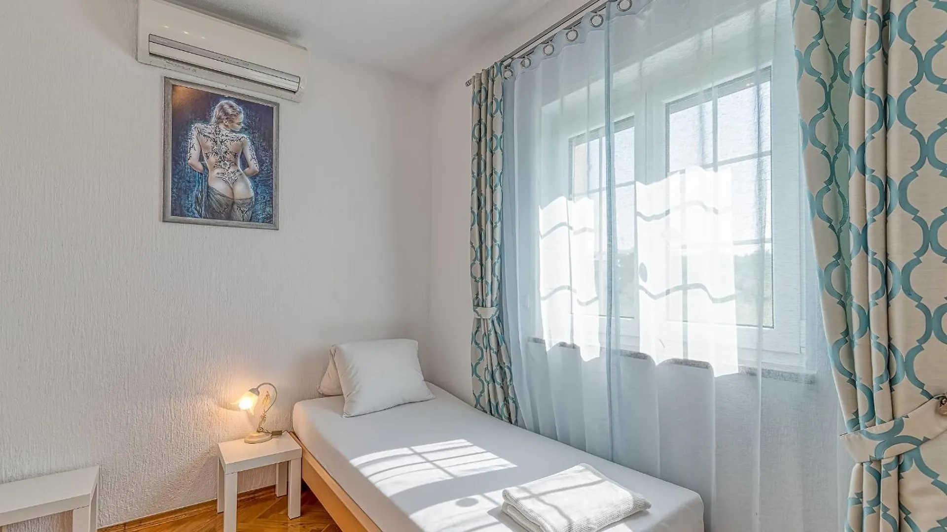 Πανσιόν Apartments Covic Antonci
